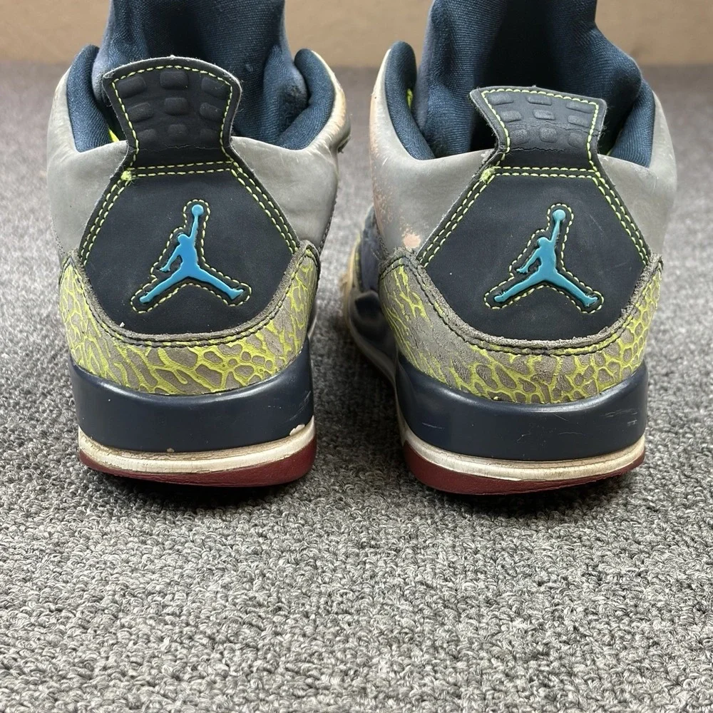 Nike Air Jordan Son of Mars Low Gray Volt 580604-012 Youth Size 5.5Y Sneakers